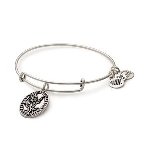 NWT Alex and Ani Aunt Lavender Bracelet